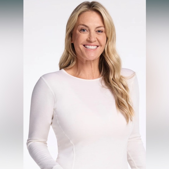 Woolx NWOT Hannah Merino Wool Long Sleeve Cold Weather Top in Buttercream - Picture 2 of 11